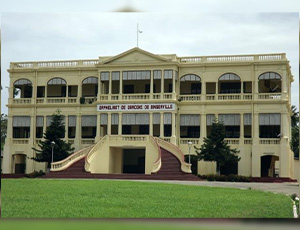 L'ANCIEN PALAIS DU GOUVERNEUR DE BINGERVILLE