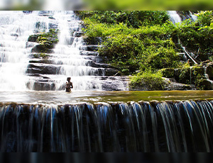 LES CASCADES NATURELLES DE MAN