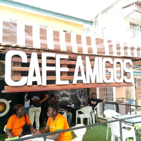 Amigos café