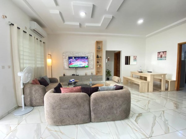 RÉSIDENCES MEUBLÉES MOROFE EBENEZER